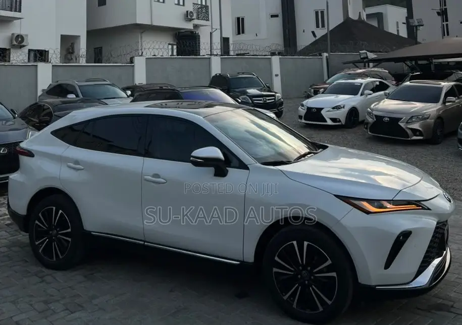Toyota Venza XLE AWD 2024 White
