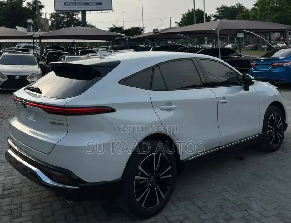 Toyota Venza XLE AWD 2024 White
