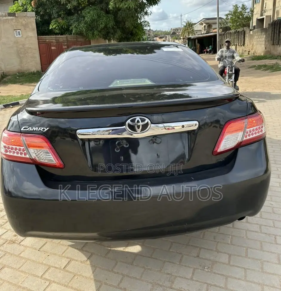 Toyota Camry 2.4 LE 2008 Black