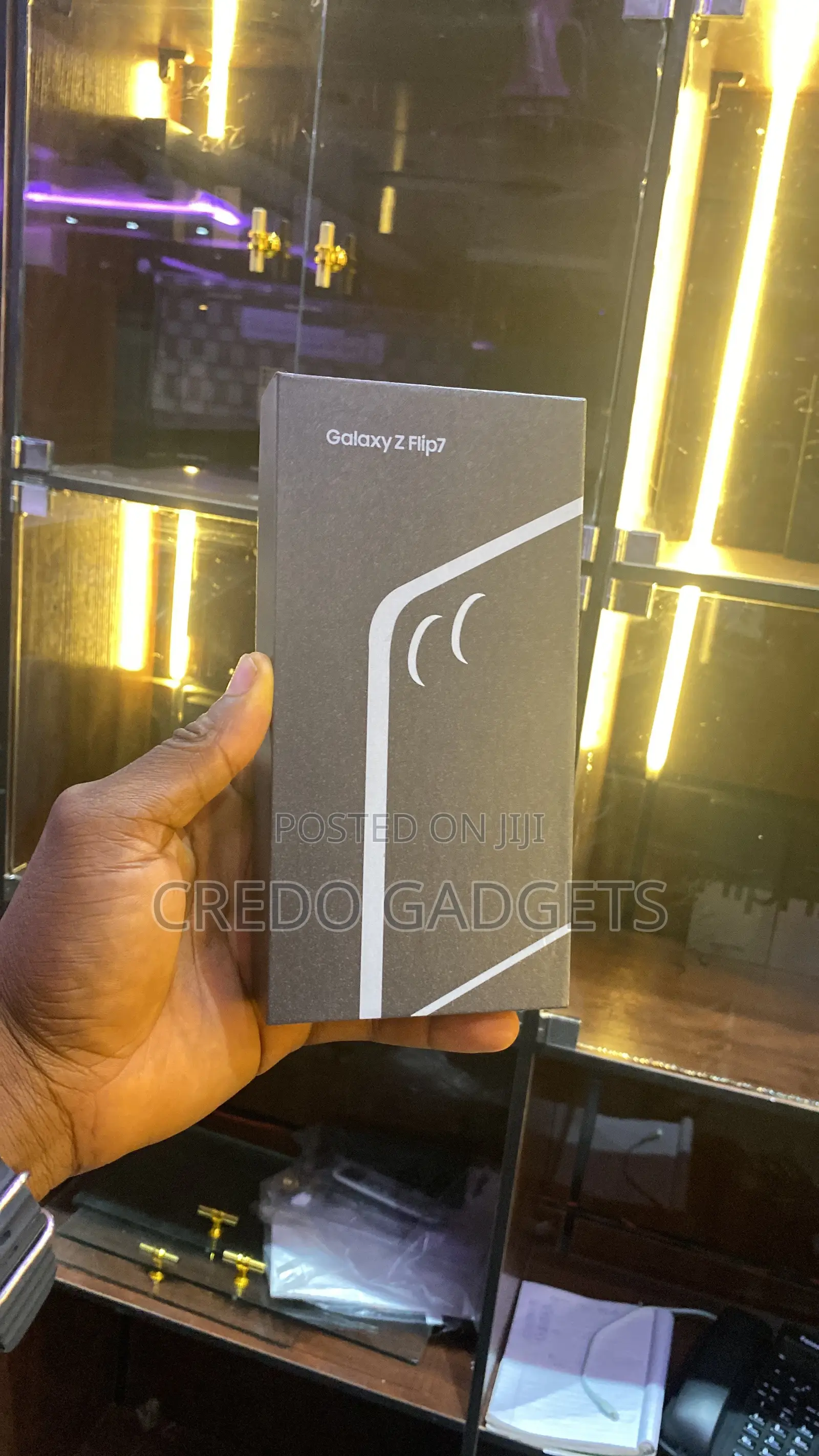 New Samsung Galaxy Z Flip7 256 GB Black