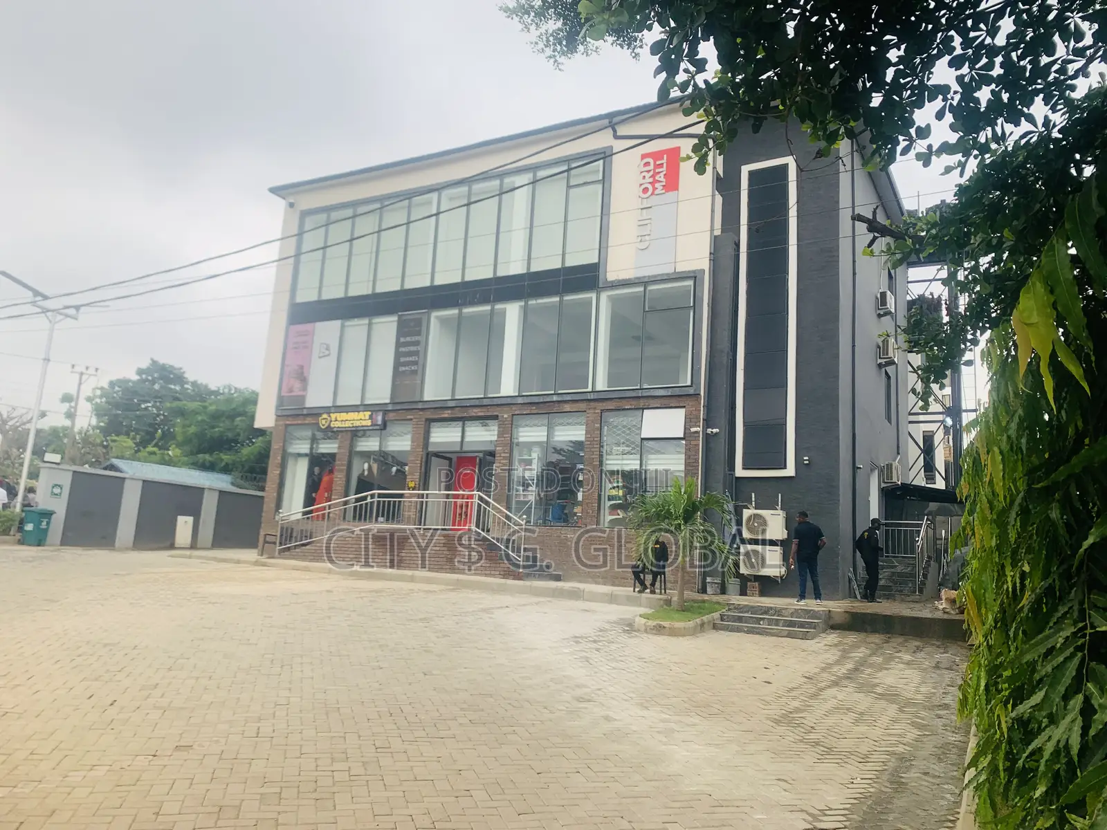 Open Space Shop in Gwarinpa for Rent