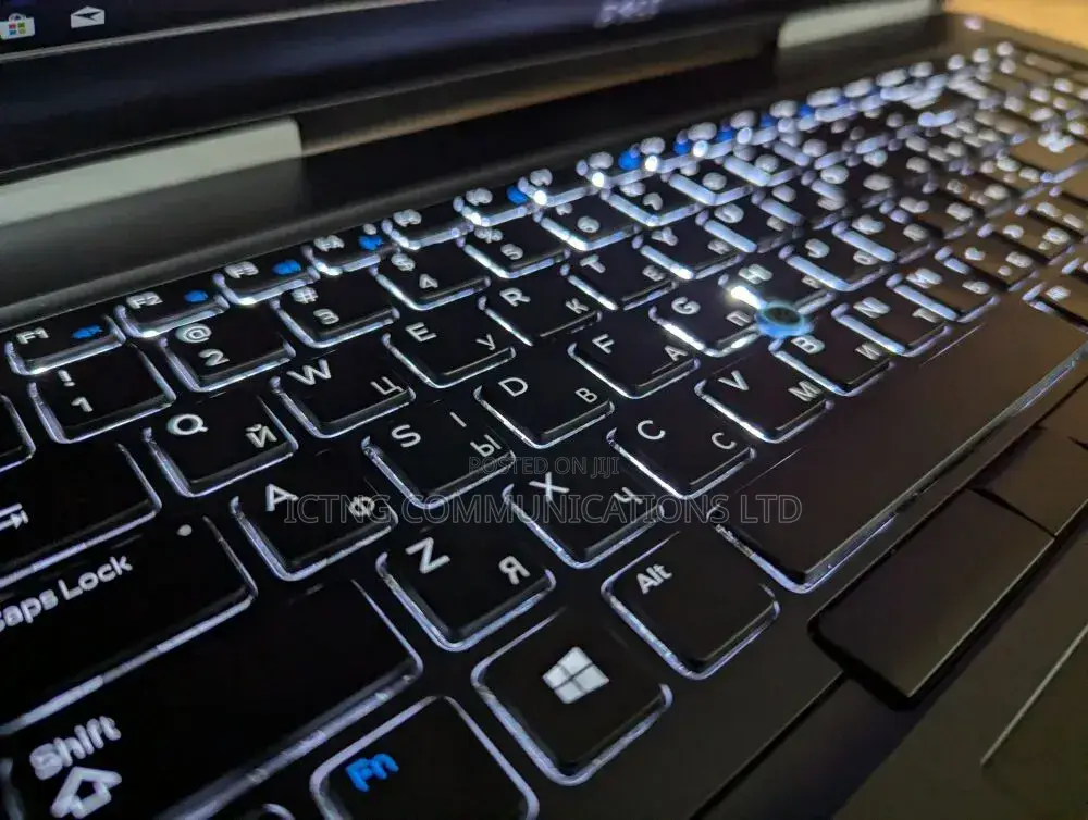 Laptop Dell Precision 17 7720 16GB Intel Core 7 SSD 512GB