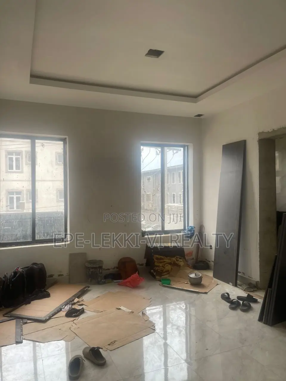 3bdrm Apartment in Victoria Island for sale