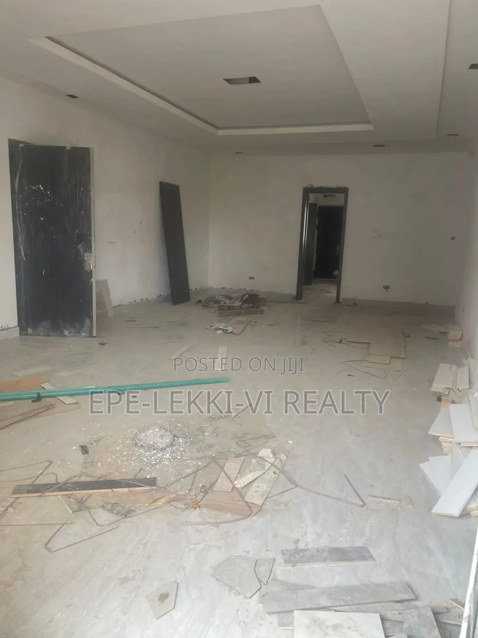 3bdrm Apartment in Victoria Island for sale