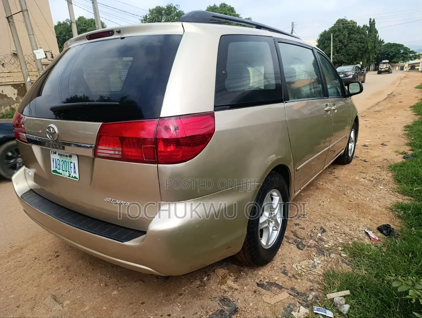 Toyota Sienna 2005 Gold