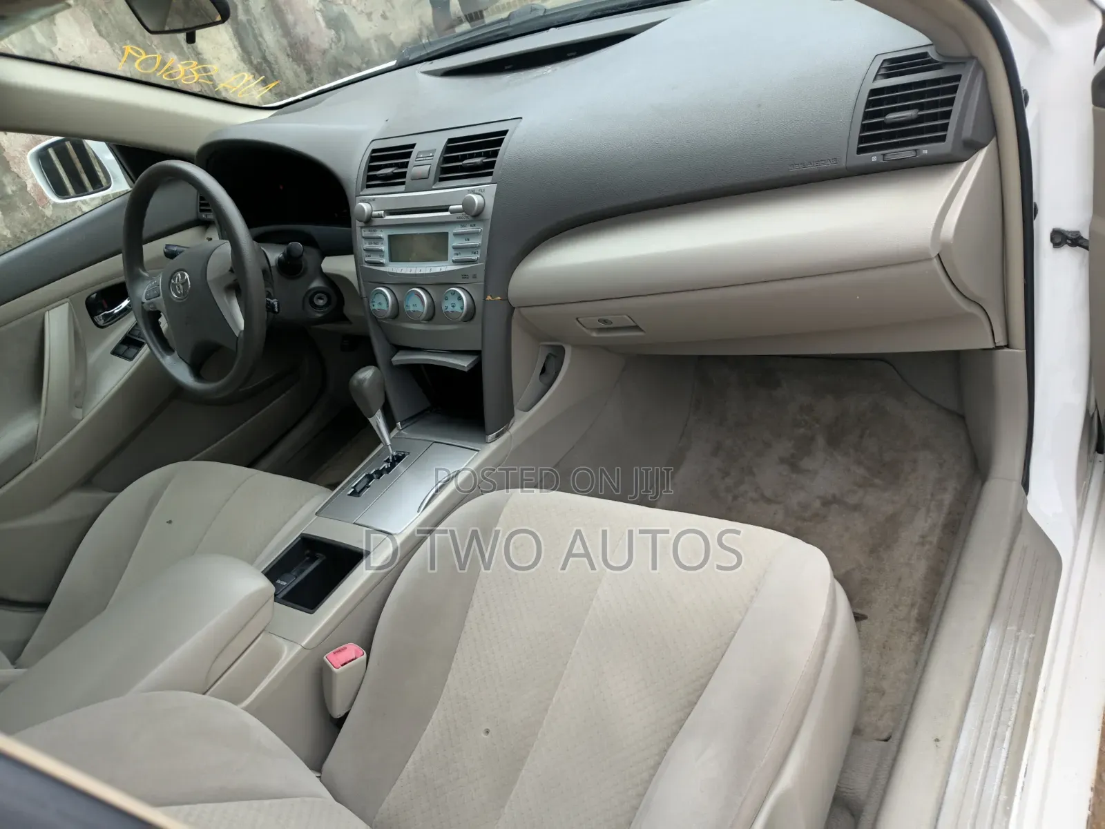 Toyota Camry 2.4 LE 2008 White