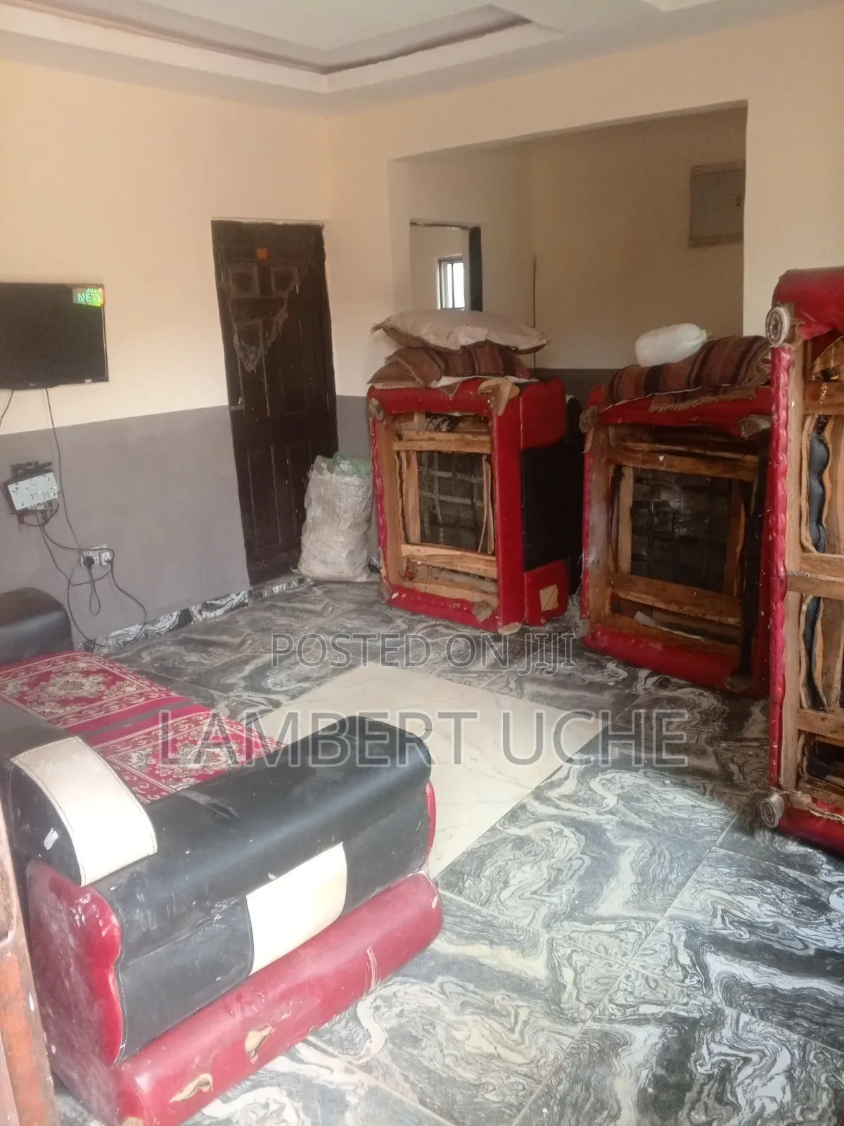 3bdrm Bungalow in Dutse-Alhaji for rent