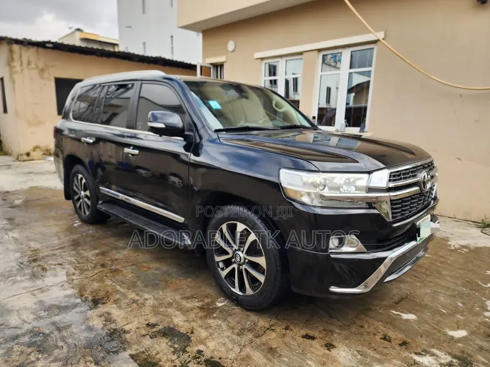 Toyota Land Cruiser Prado 4.0 Petrol GX-R 2019 Black