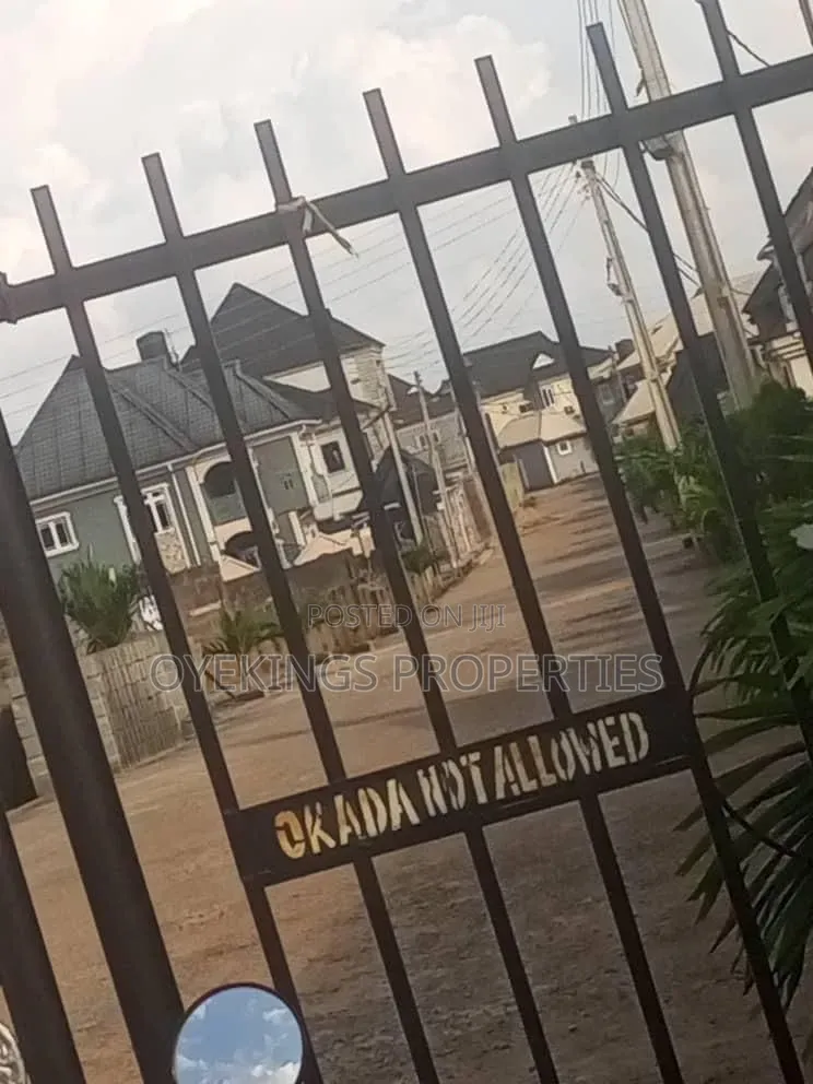 4bdrm Duplex in Akoto Elebu, Oluyole for sale