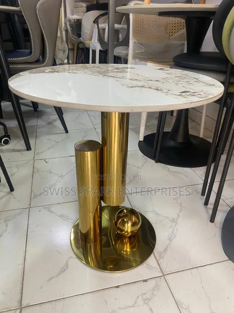 Luxury Round Marble Side Table With Gold Base – Modern Accent Table
