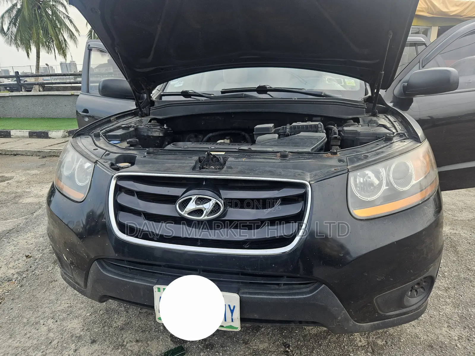 Hyundai Santa Fe 2011 Black