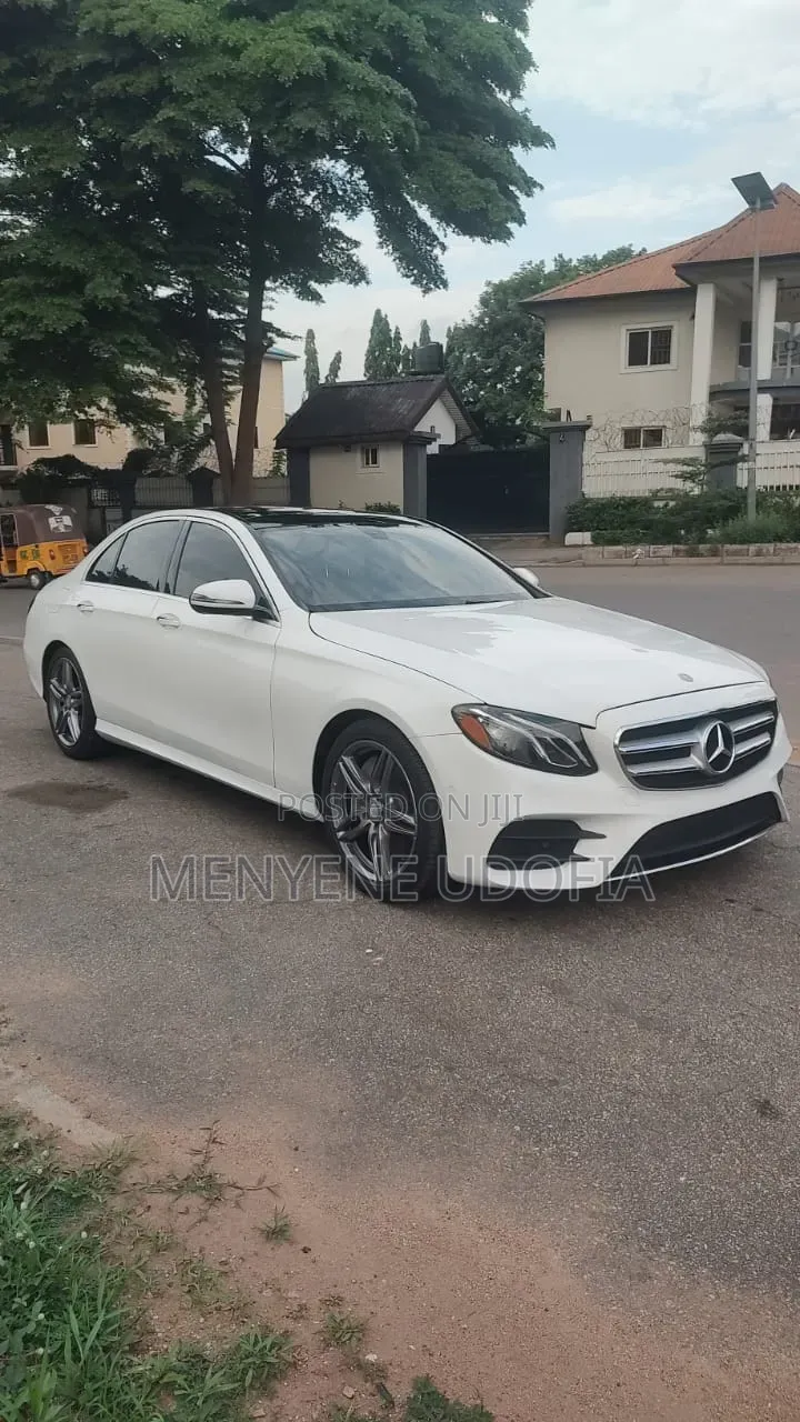 Mercedes-Benz E300 2017 White