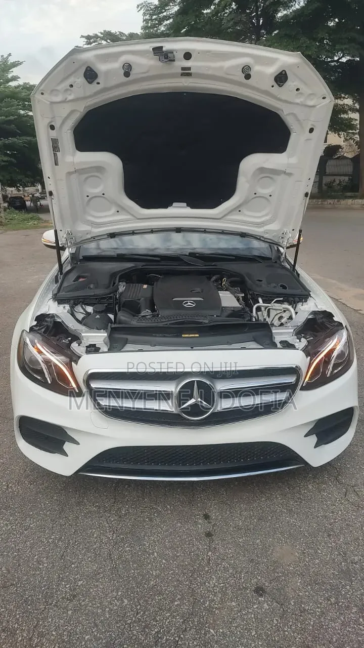 Mercedes-Benz E300 2017 White