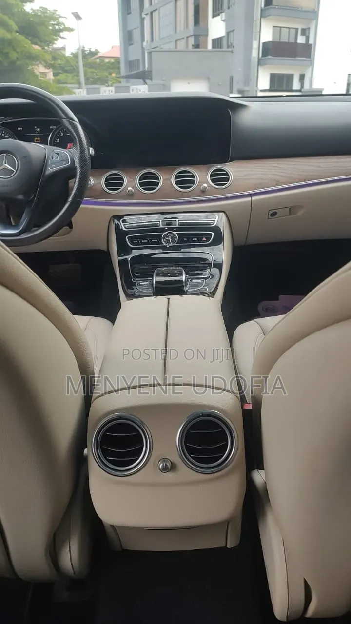 Mercedes-Benz E300 2017 White