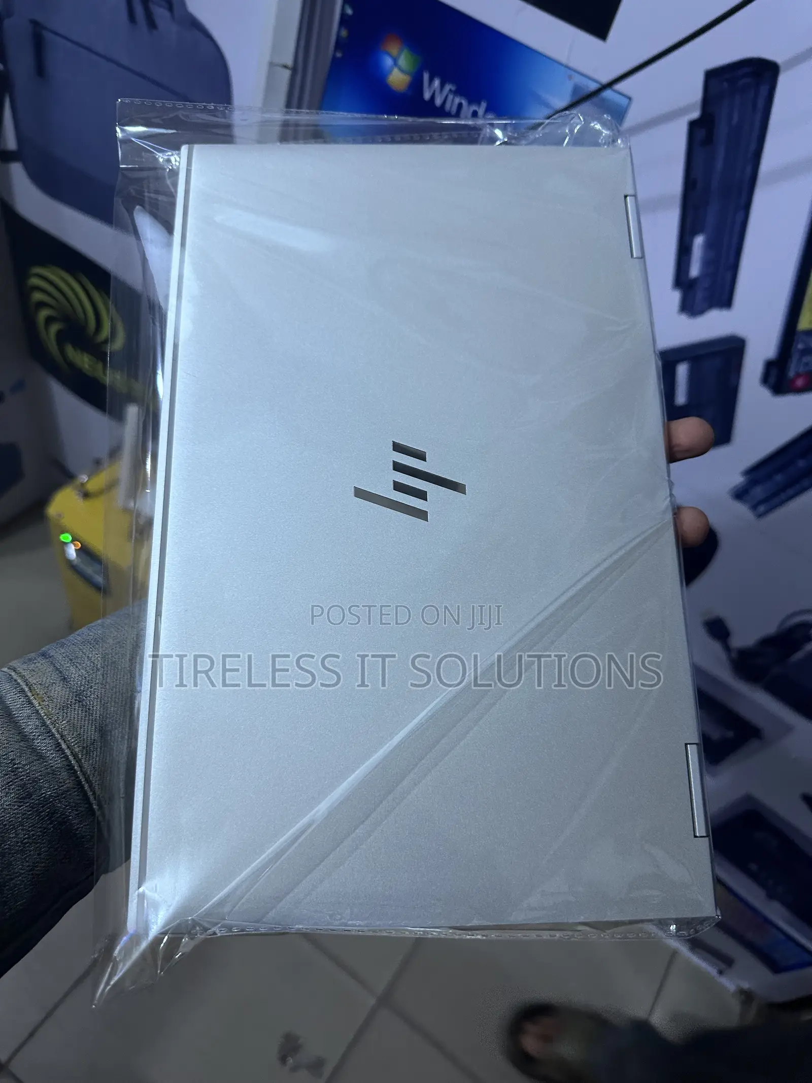 Laptop HP EliteBook 1040 G8 16GB Intel Core i7 SSD 512GB