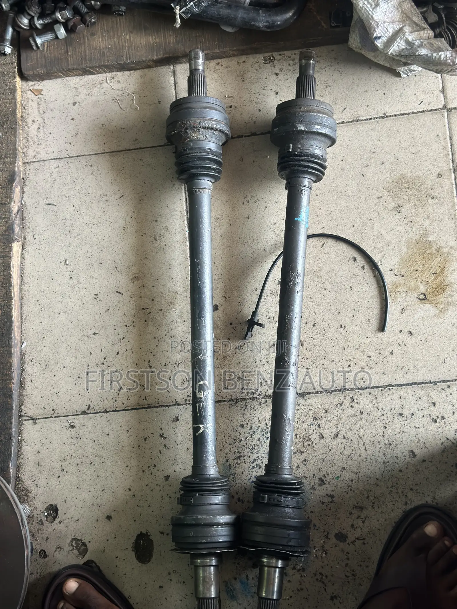 Mercedes Benz Glk350 W204 Back Shaft