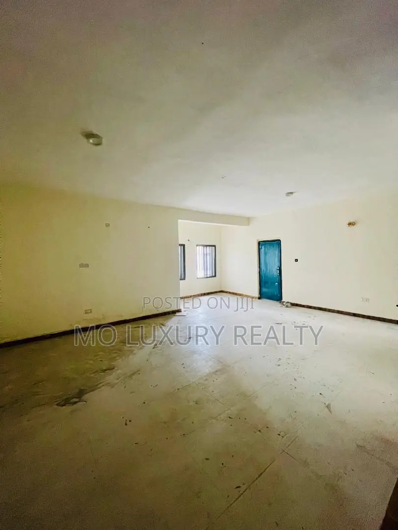 2bdrm Apartment in Osapa london for rent