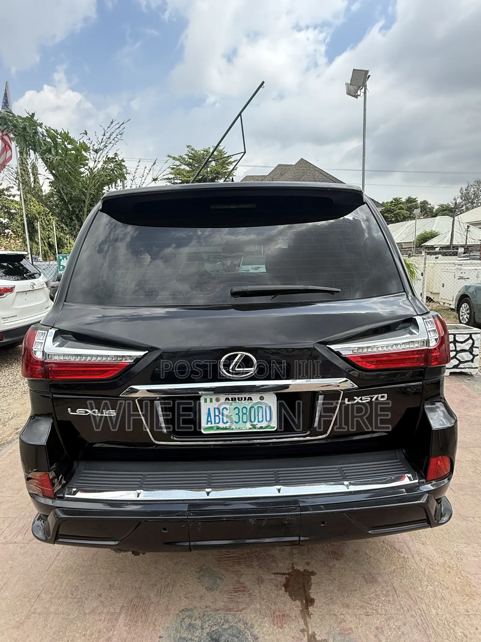 Lexus LX 570 AWD 2013 Black