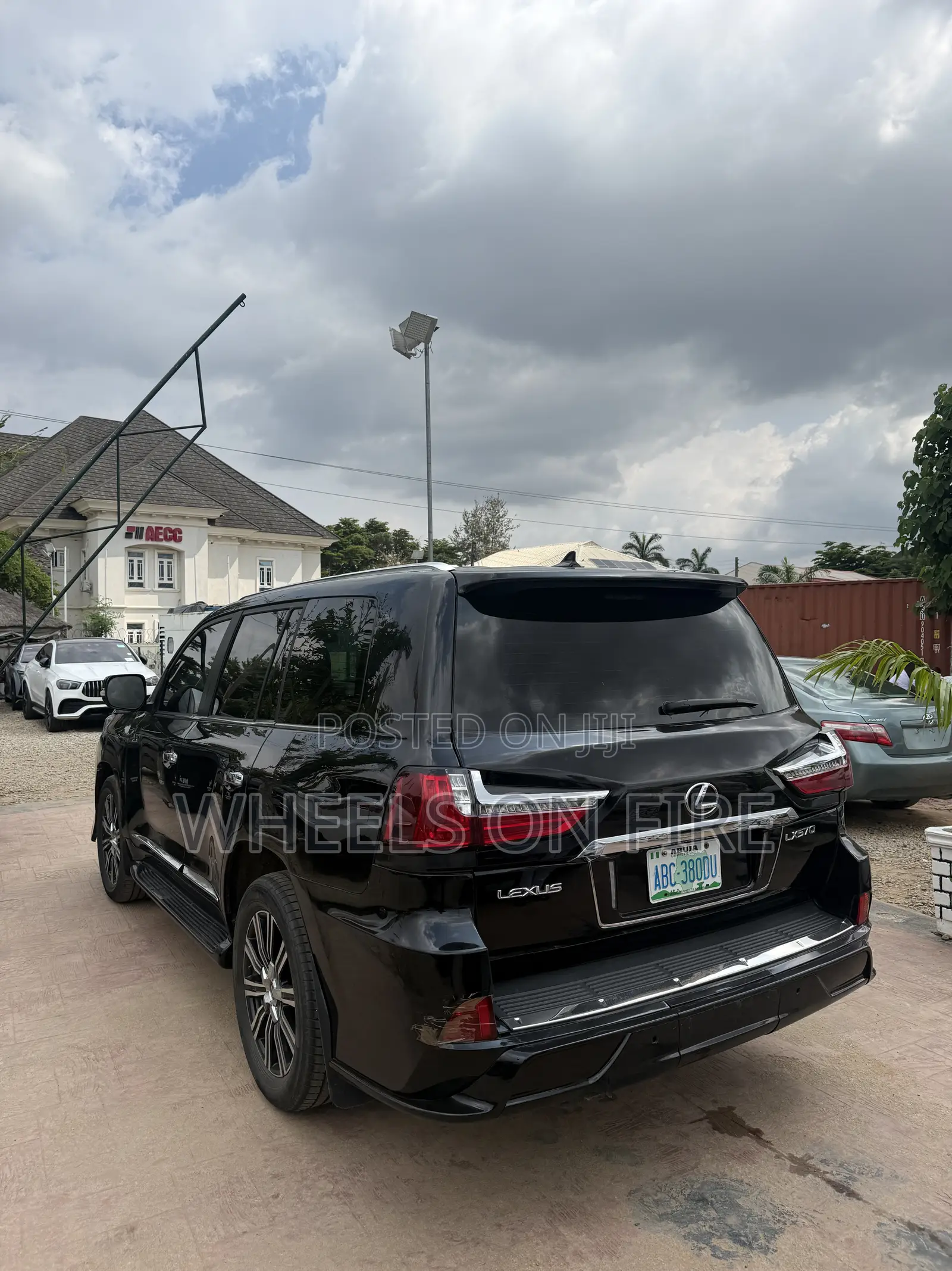 Lexus LX 570 AWD 2013 Black