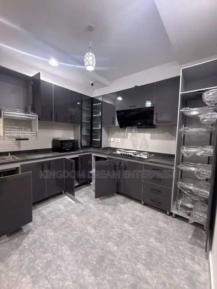 4bdrm Duplex in Wemabod Estate for rent