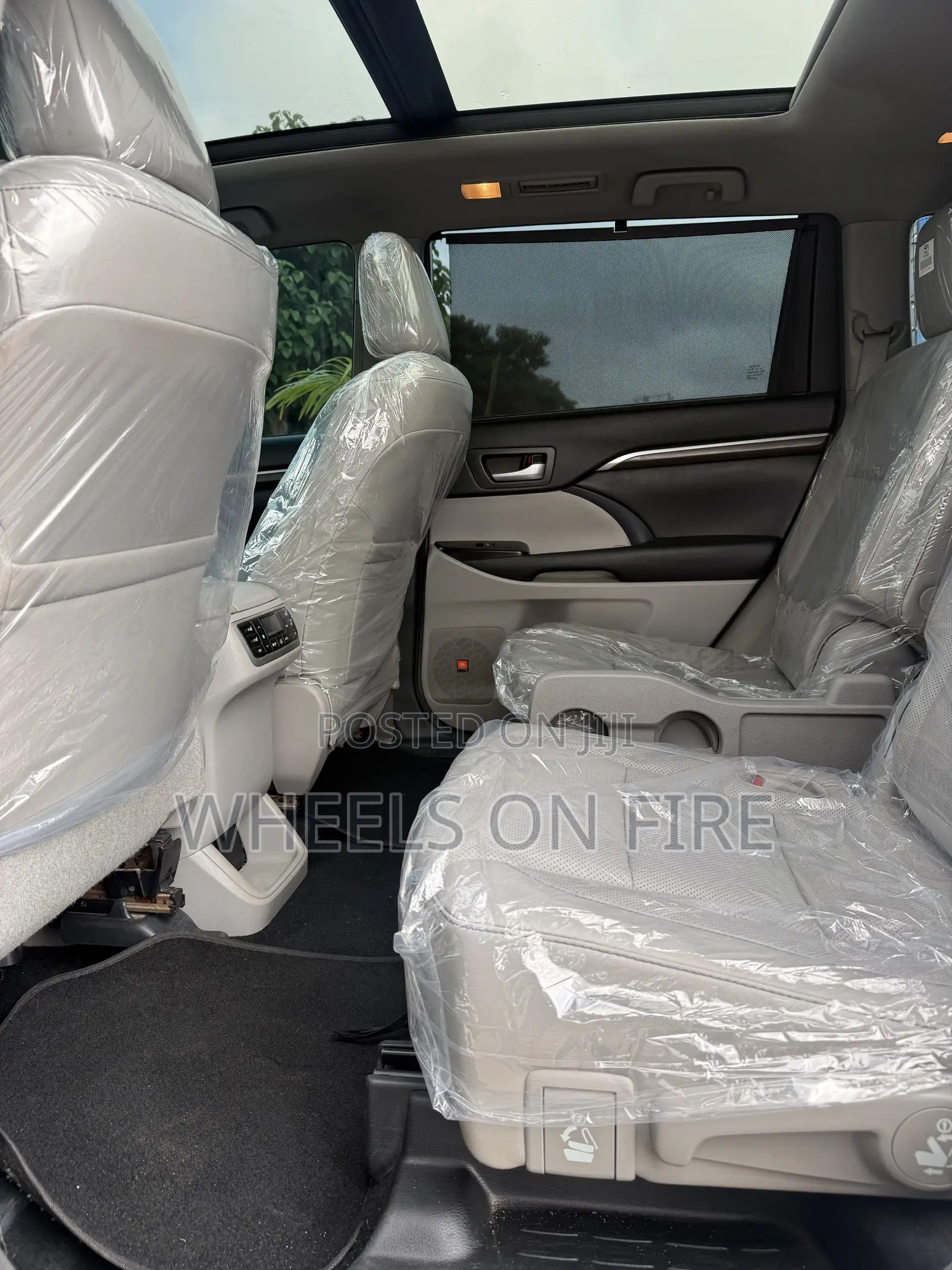 Toyota Highlander Limited 4dr SUV AWD (3.5L 6cyl 6A) 2014 White