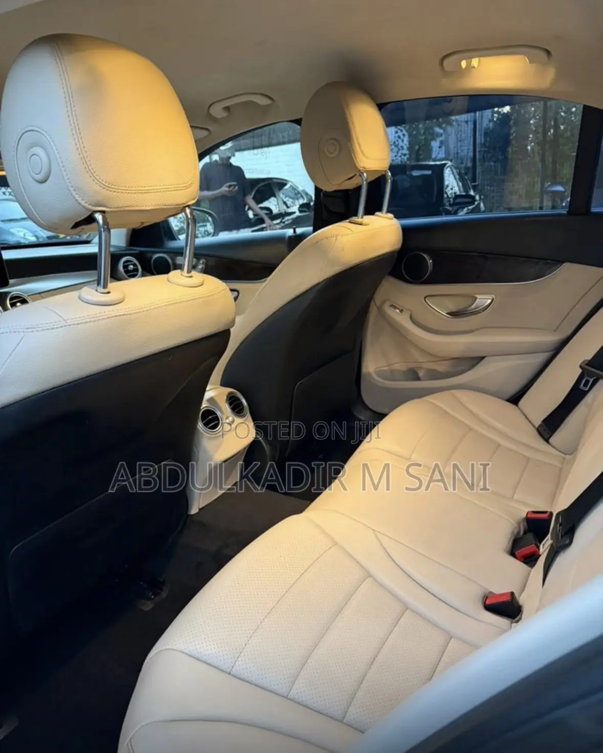 Mercedes-Benz C300 2016 Black
