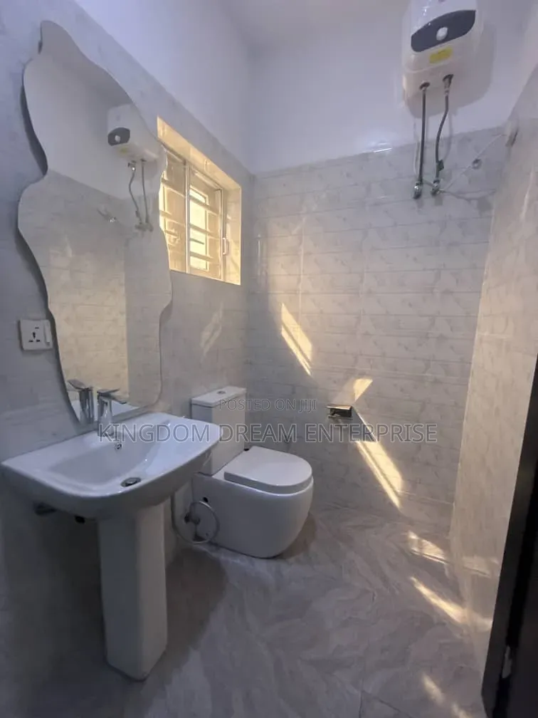 4bdrm Duplex in Wemabod Estate for sale