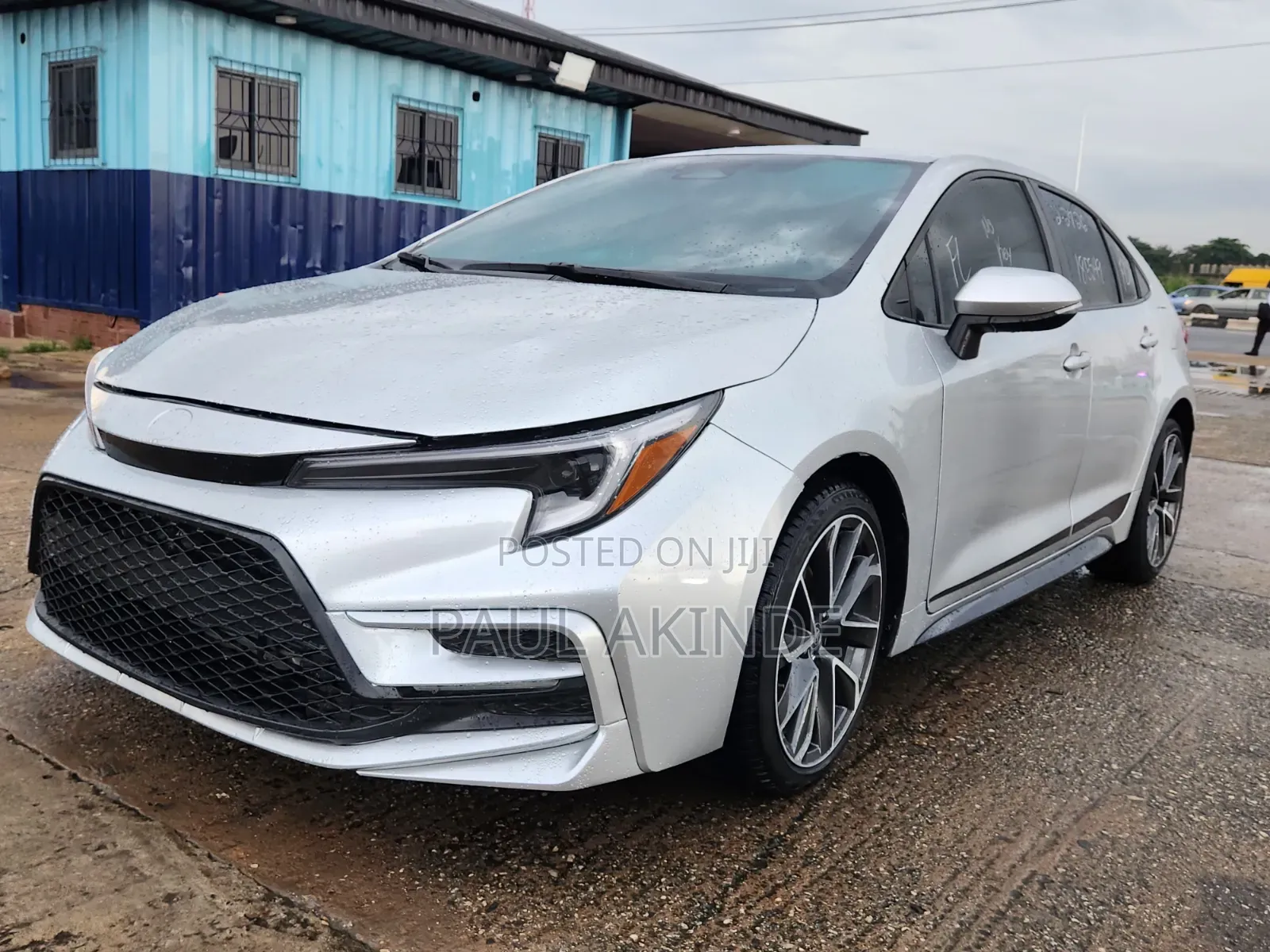 Toyota Corolla SE 2024 Silver