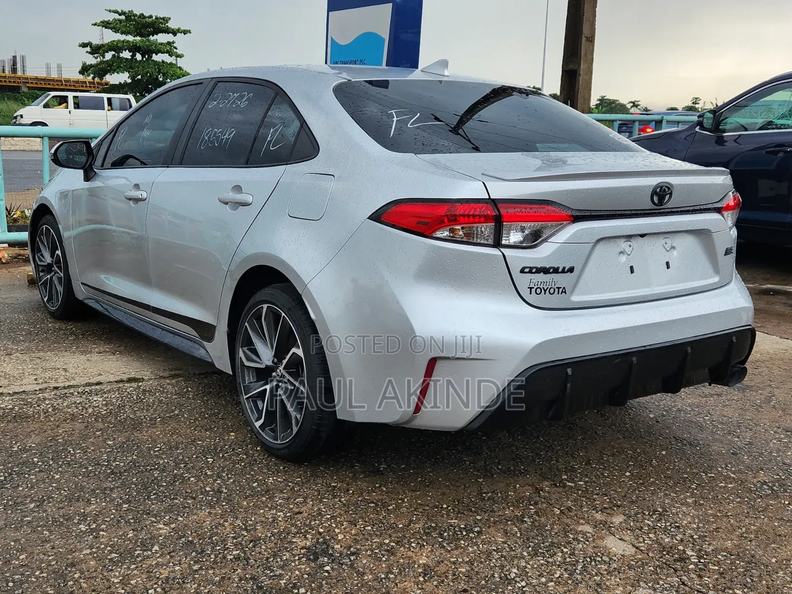 Toyota Corolla SE 2024 Silver