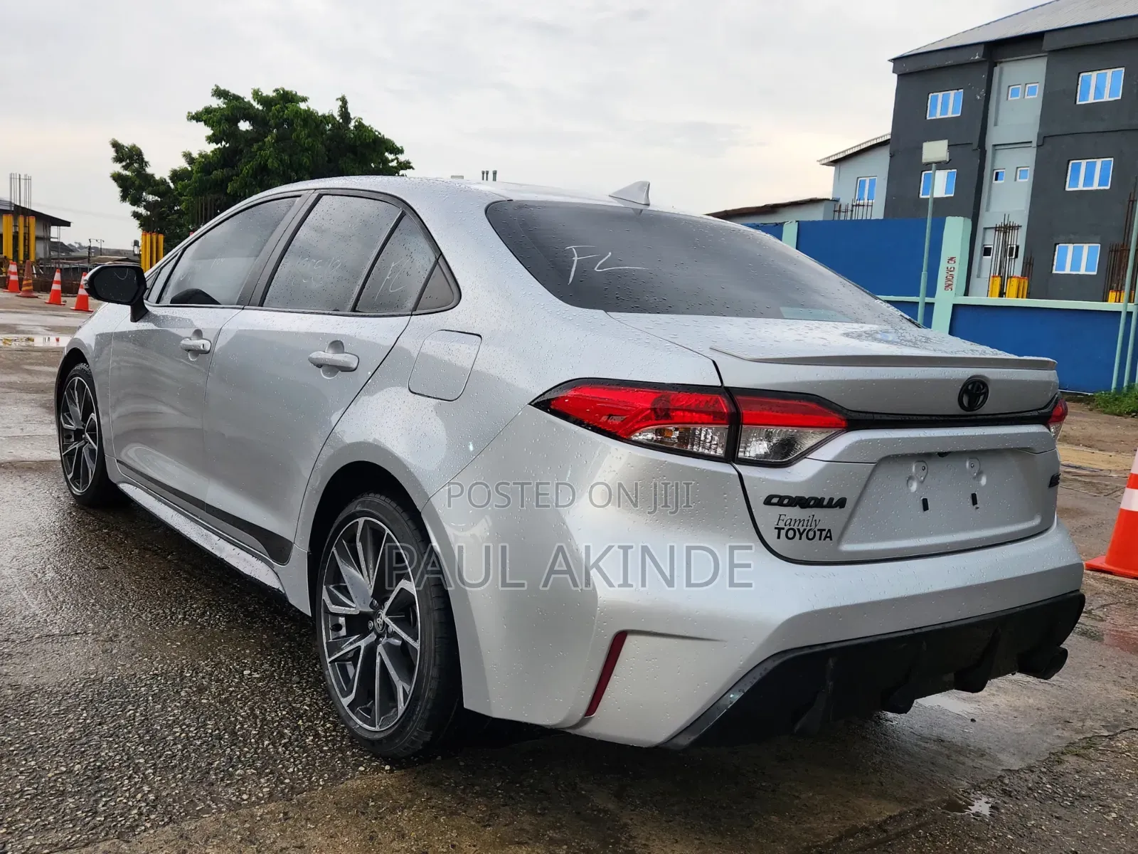 Toyota Corolla SE 2024 Silver