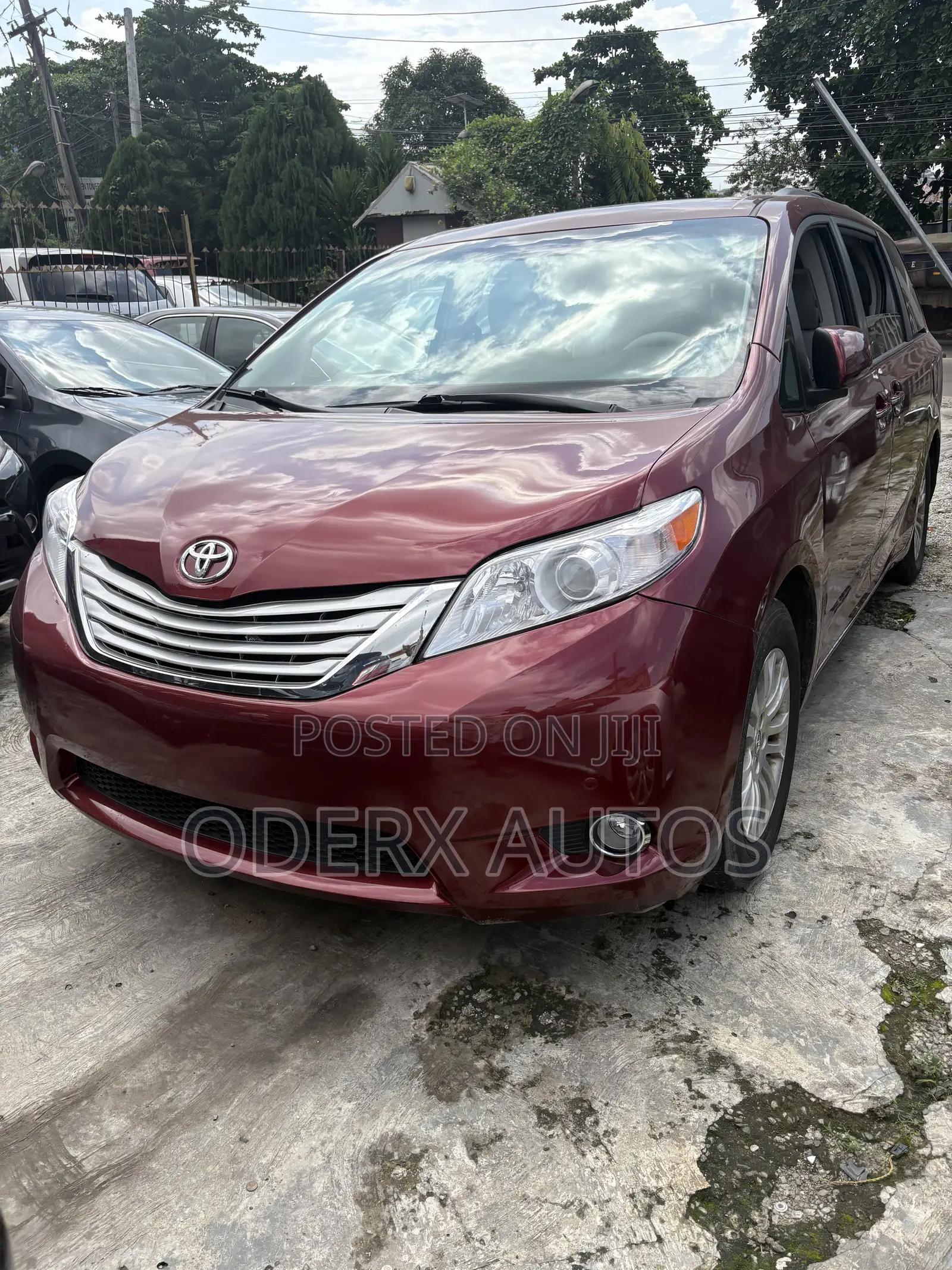 Toyota Sienna XLE 8 Passenger 2012 Burgundy