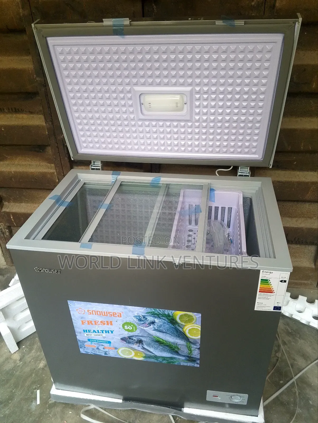 Snowsea Chest Freezer Model 308, 220 Liters