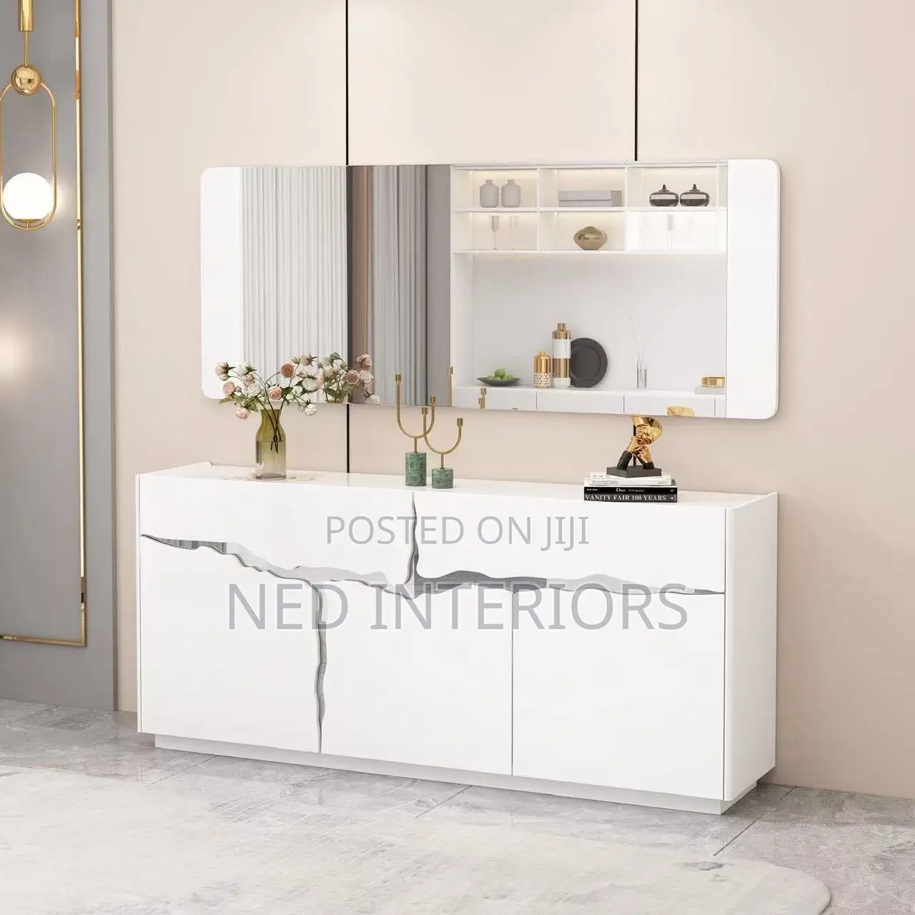 Luxury Console Cabinet With Mirror