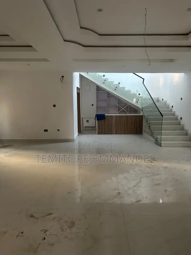 Furnished 4bdrm Duplex in Dopemu for sale