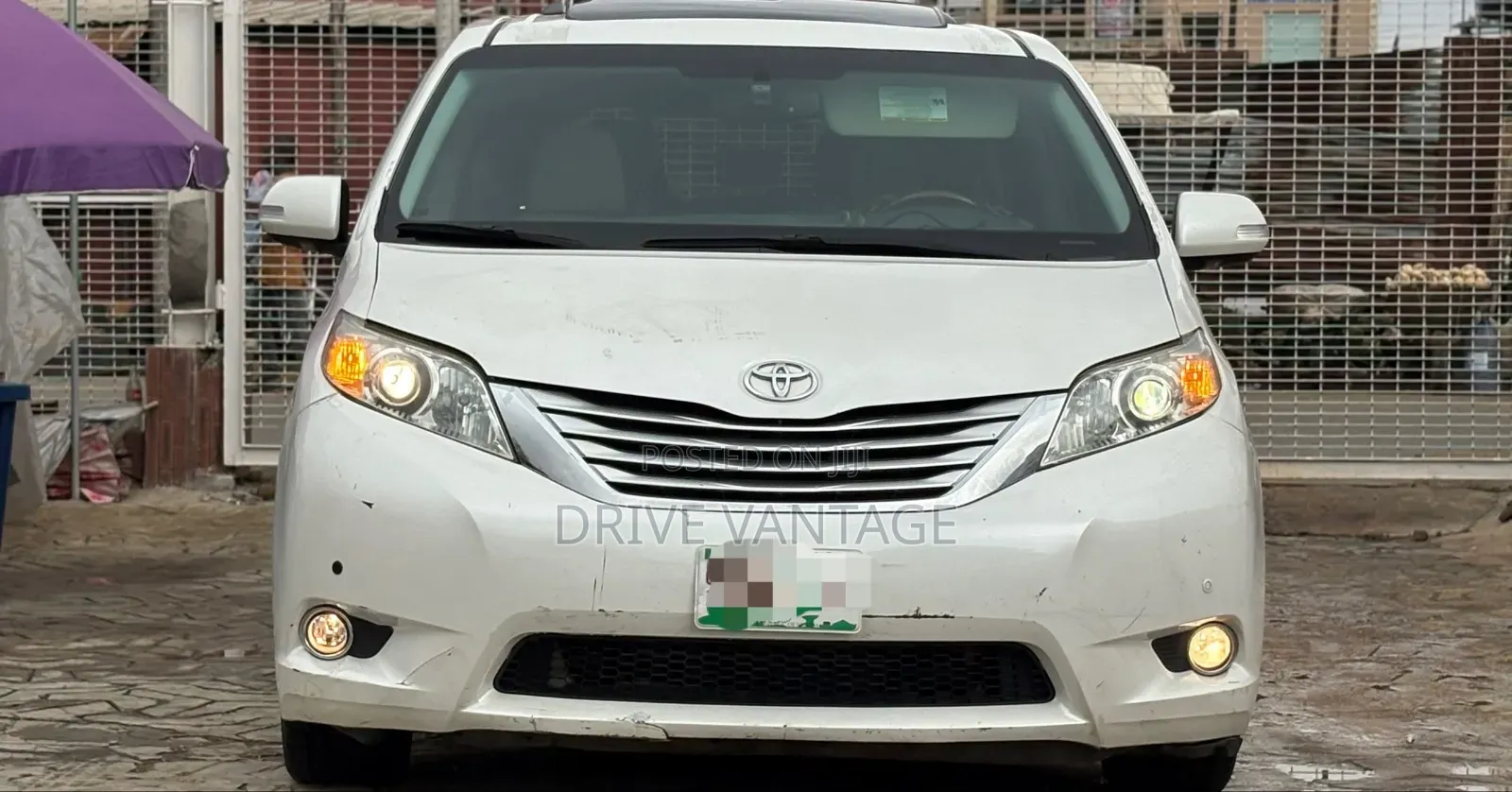 Toyota Sienna 2016 White