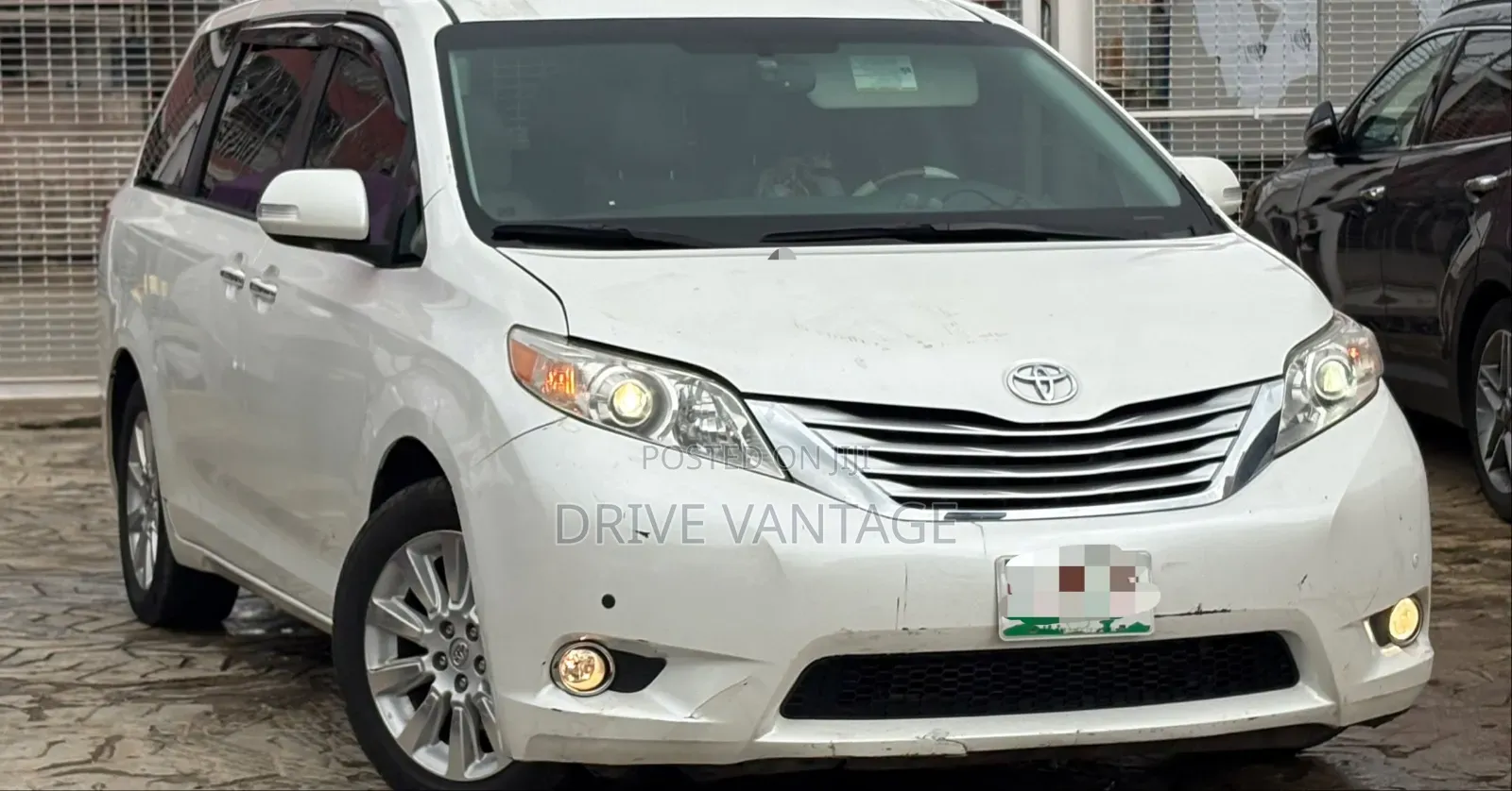 Toyota Sienna 2016 White