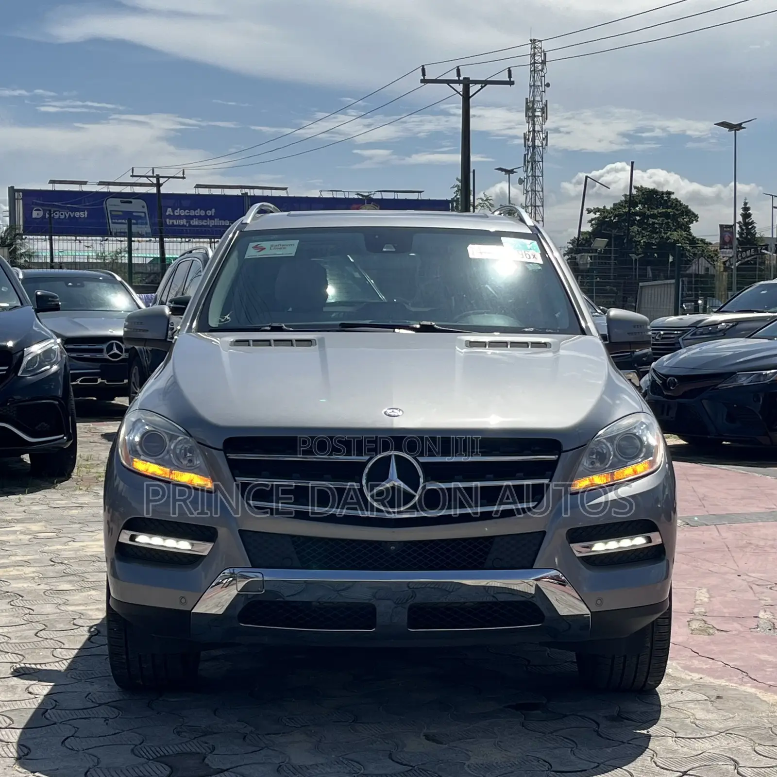 Mercedes-Benz M Class ML350 4MATIC 4dr SUV AWD (3.5L 6cyl 7A) 2015 Gray