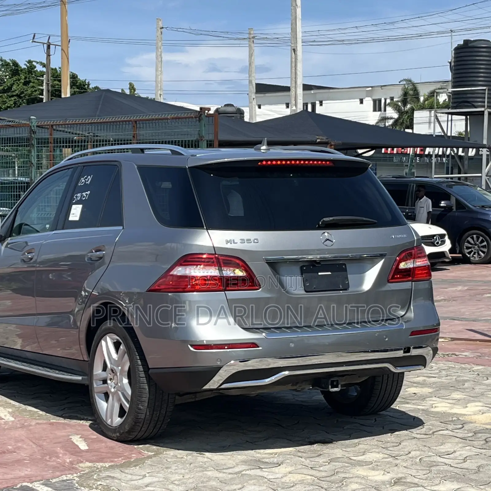 Mercedes-Benz M Class ML350 4MATIC 4dr SUV AWD (3.5L 6cyl 7A) 2015 Gray