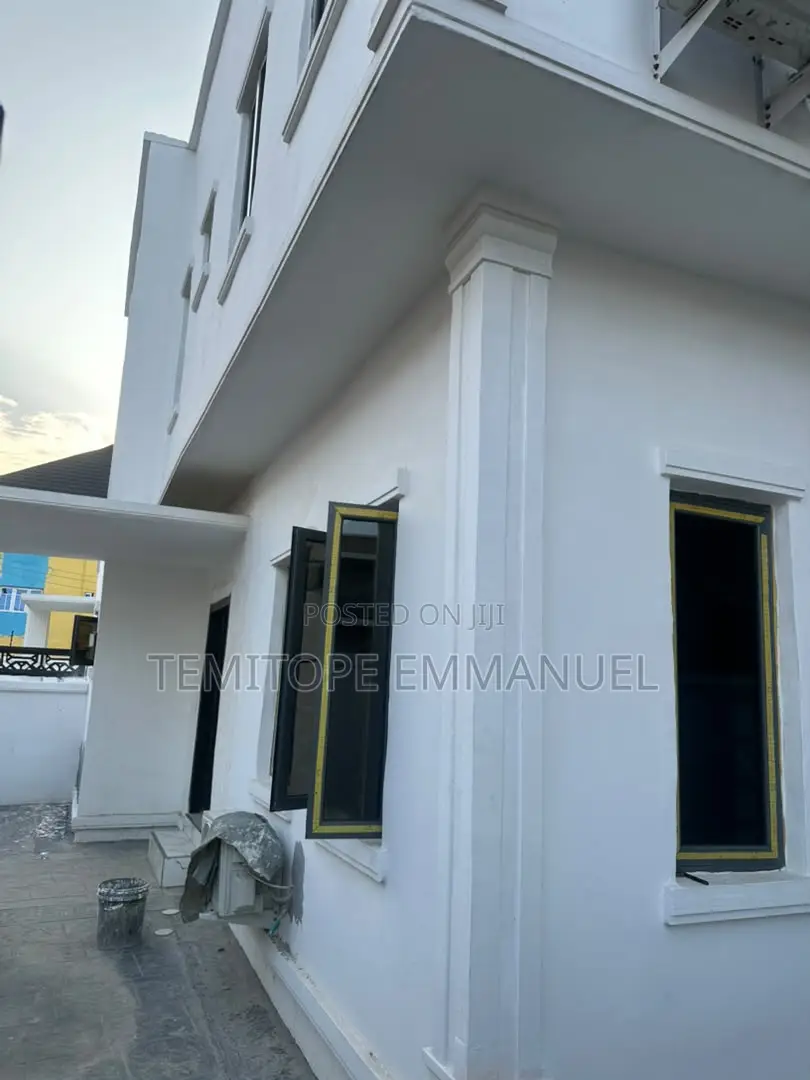Furnished 4bdrm Duplex in Dopemu for sale