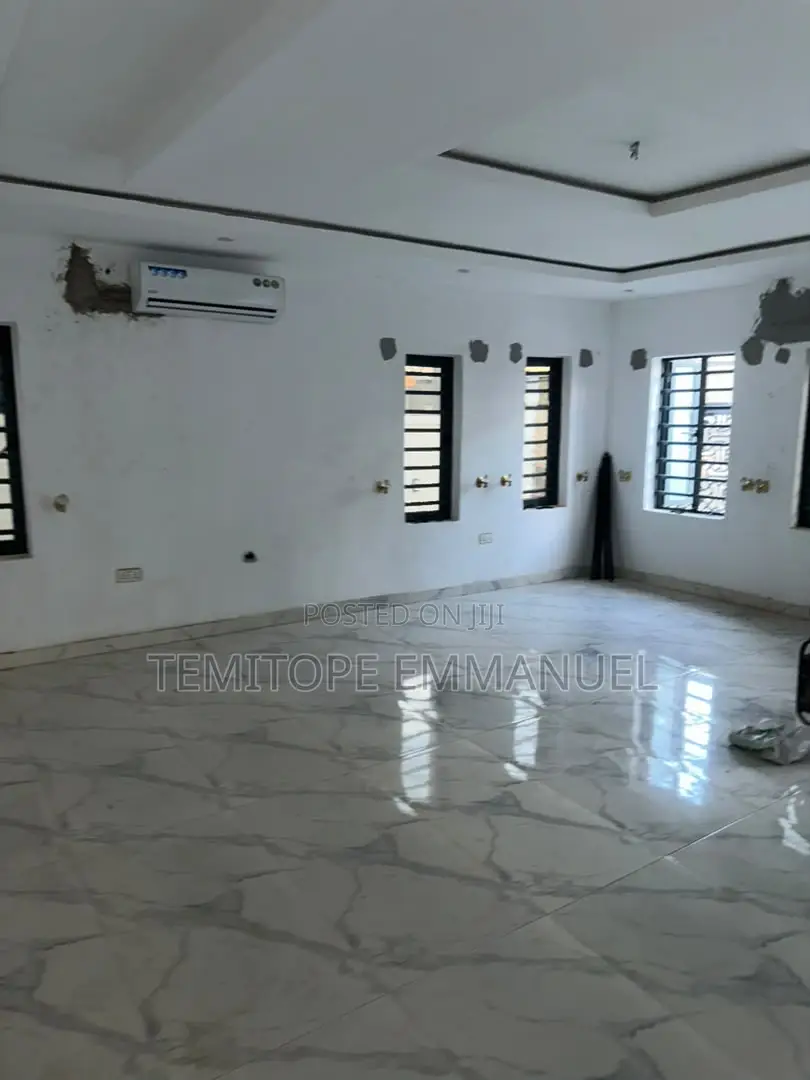 Furnished 4bdrm Duplex in Dopemu for sale