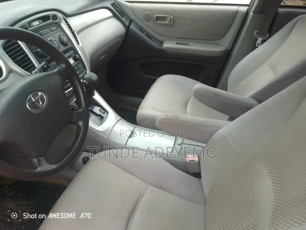 Toyota Highlander 2005 Blue