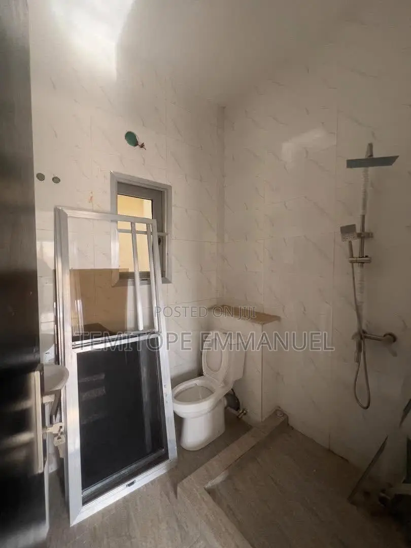 Furnished 4bdrm Duplex in Berger for sale