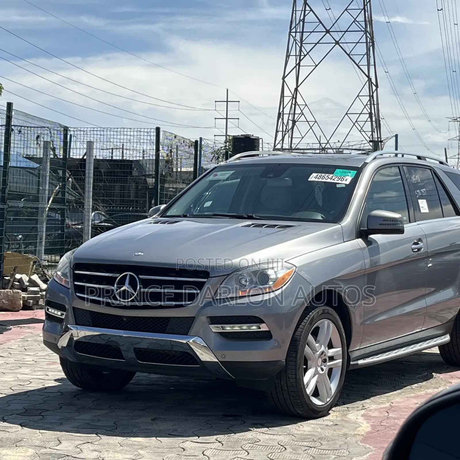 Mercedes-Benz M Class ML350 4MATIC 4dr SUV AWD (3.5L 6cyl 7A) 2015 Gray