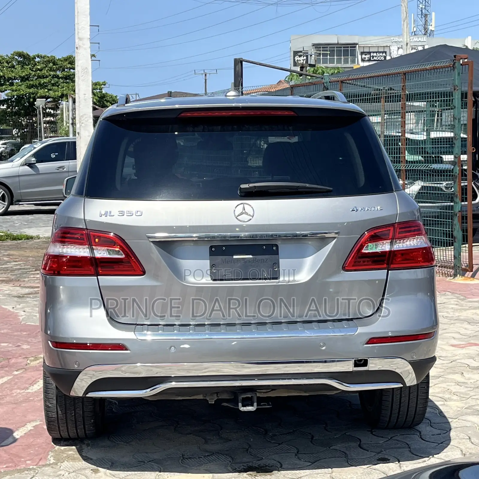 Mercedes-Benz M Class ML350 4MATIC 4dr SUV AWD (3.5L 6cyl 7A) 2015 Gray