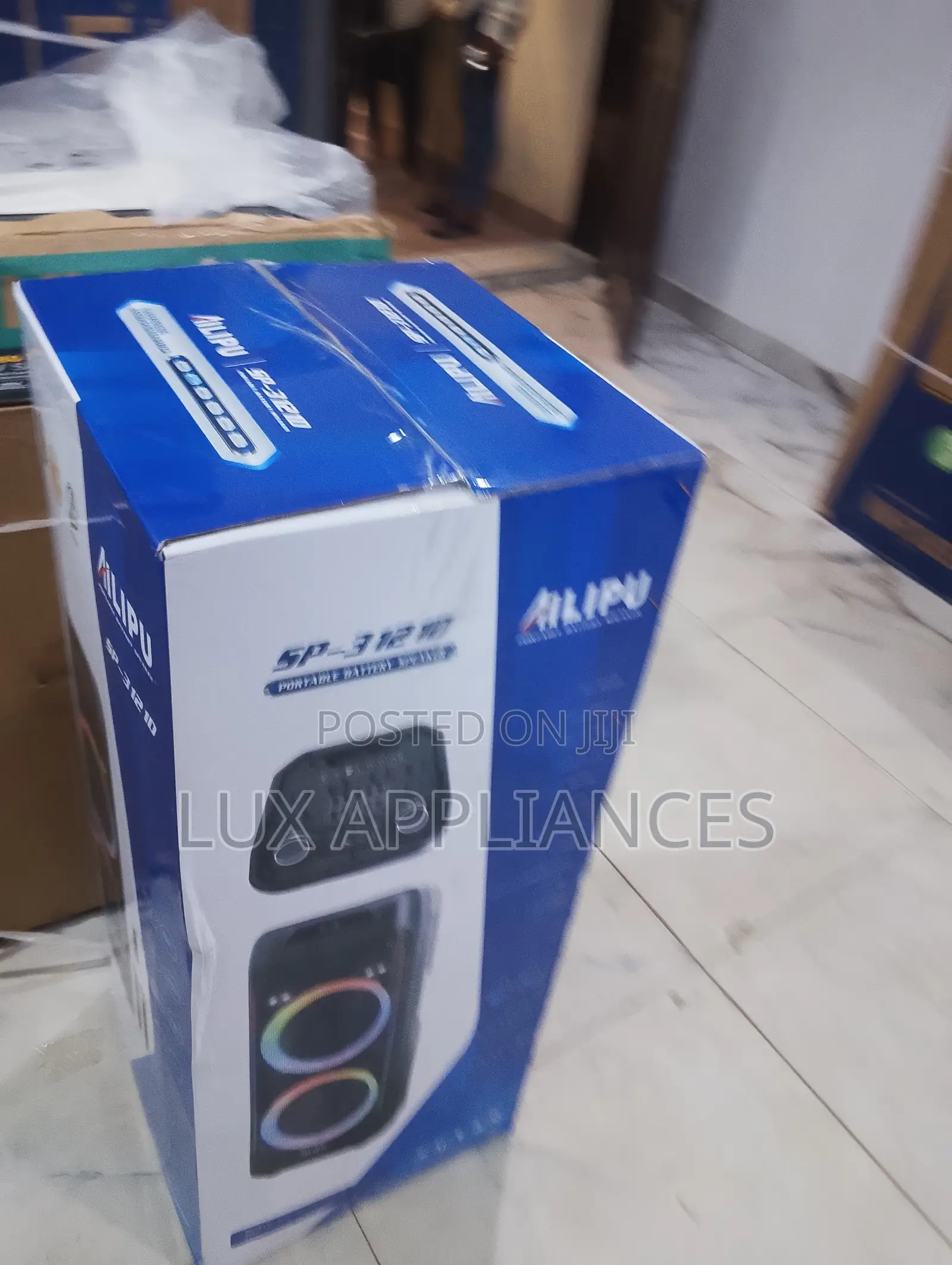 Ailipu Portable Bluetooth Speaker With Wireless Mic