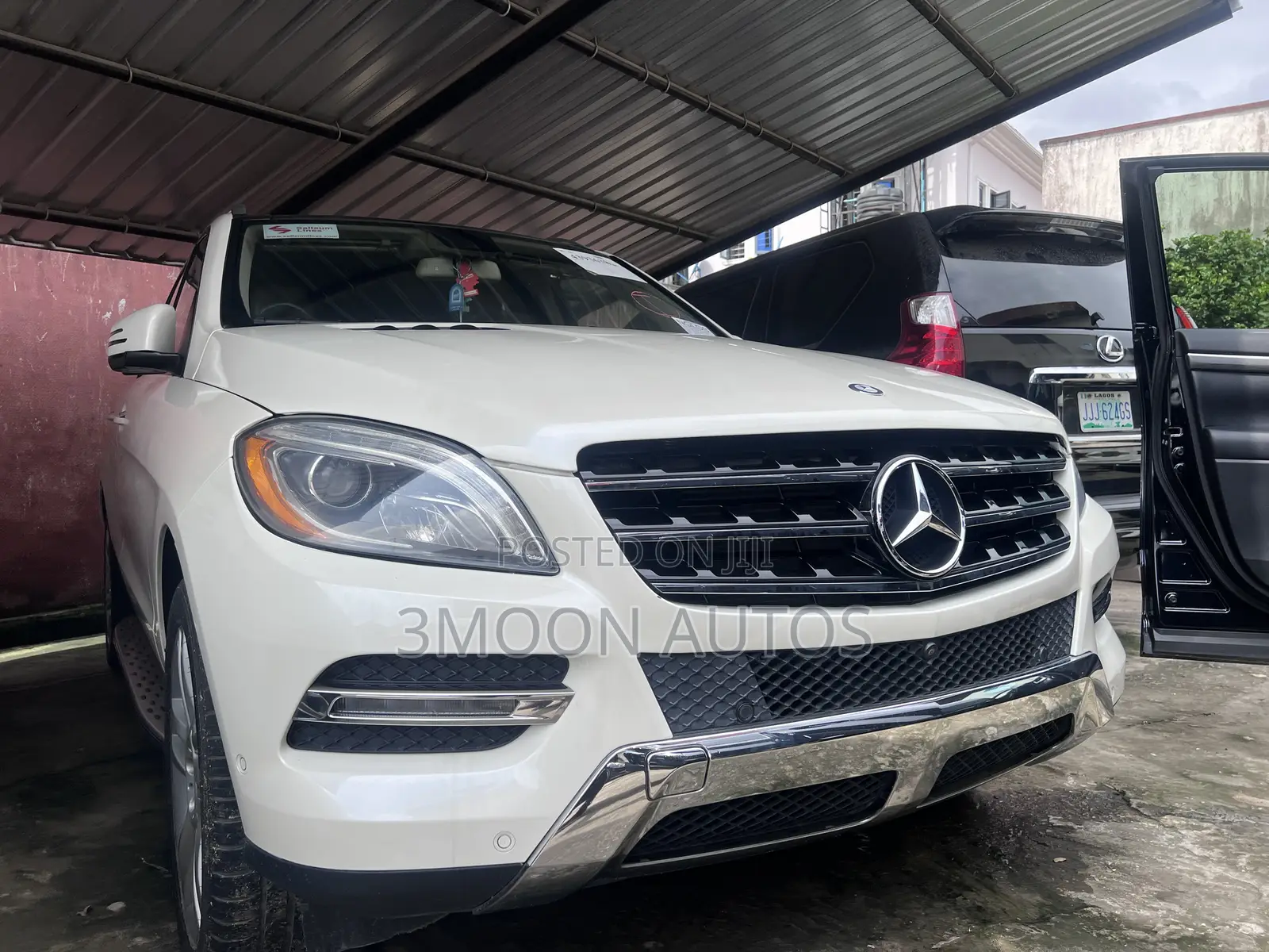 Mercedes-Benz M Class ML350 4MATIC 4dr SUV AWD (3.5L 6cyl 7A) 2015 White