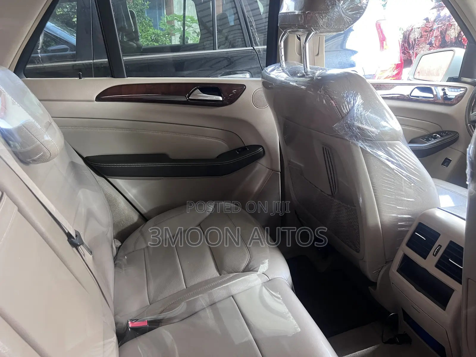 Mercedes-Benz M Class ML350 4MATIC 4dr SUV AWD (3.5L 6cyl 7A) 2015 White