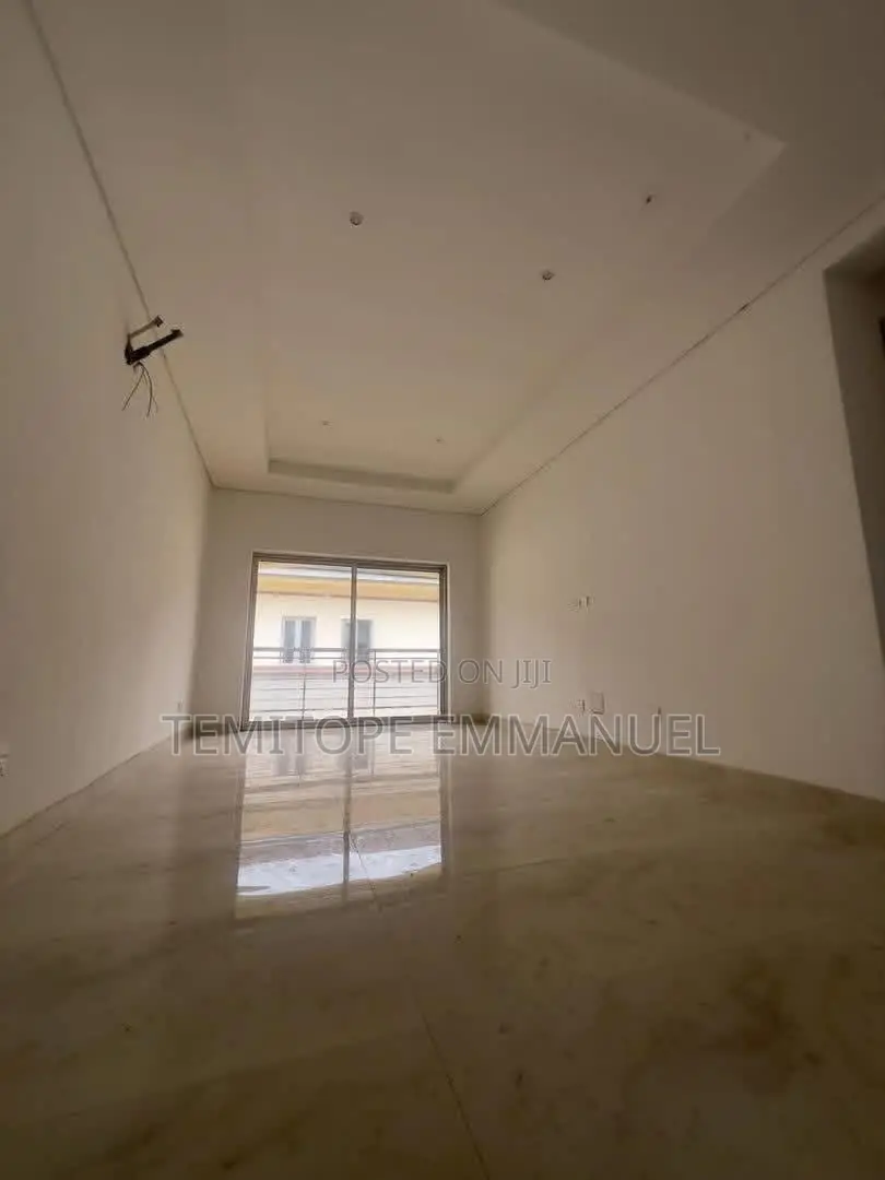 Furnished 5bdrm Duplex in Berger for sale