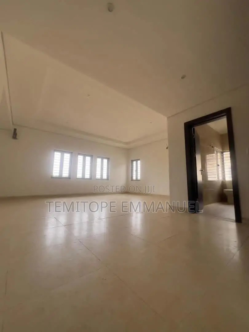 Furnished 5bdrm Duplex in Berger for sale