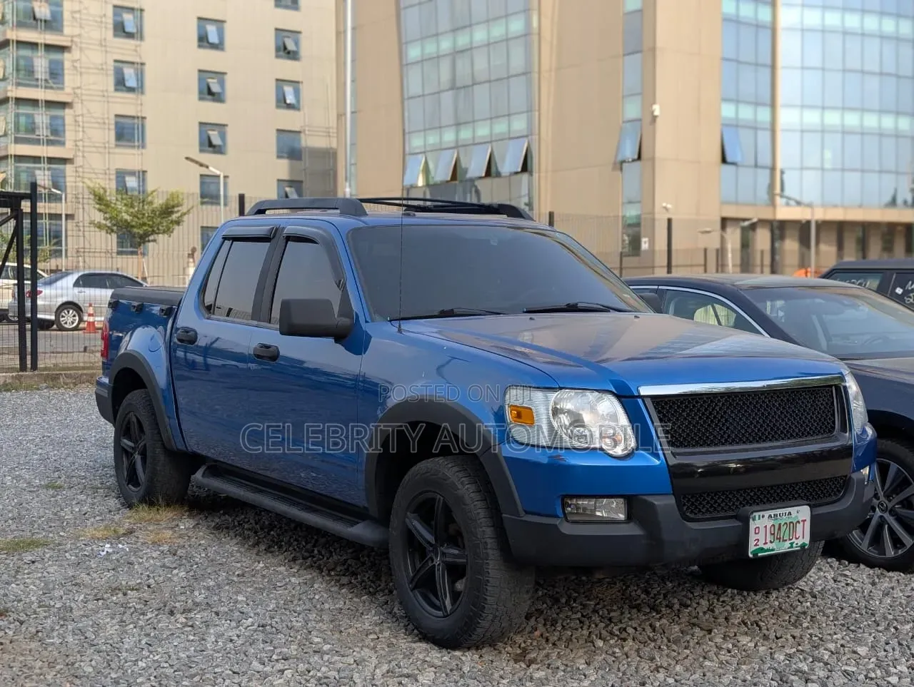 Ford Sport Trac 2010 Blue